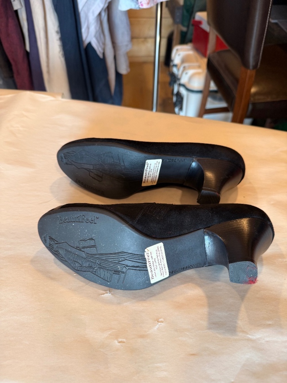 Suede Pumps